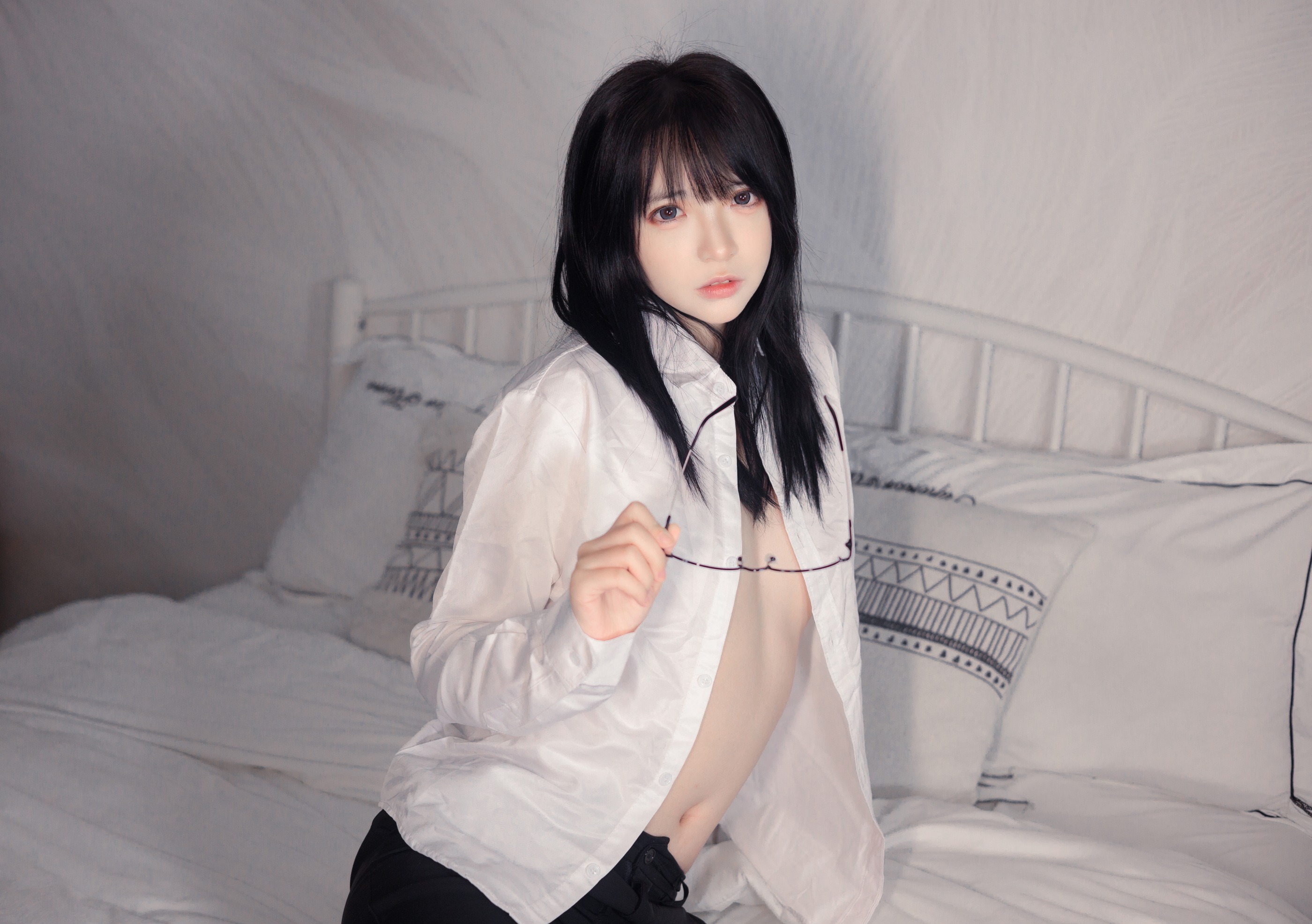 图片[1]-疯猫ss – NO.122 长裤OL [40P]-XikXak